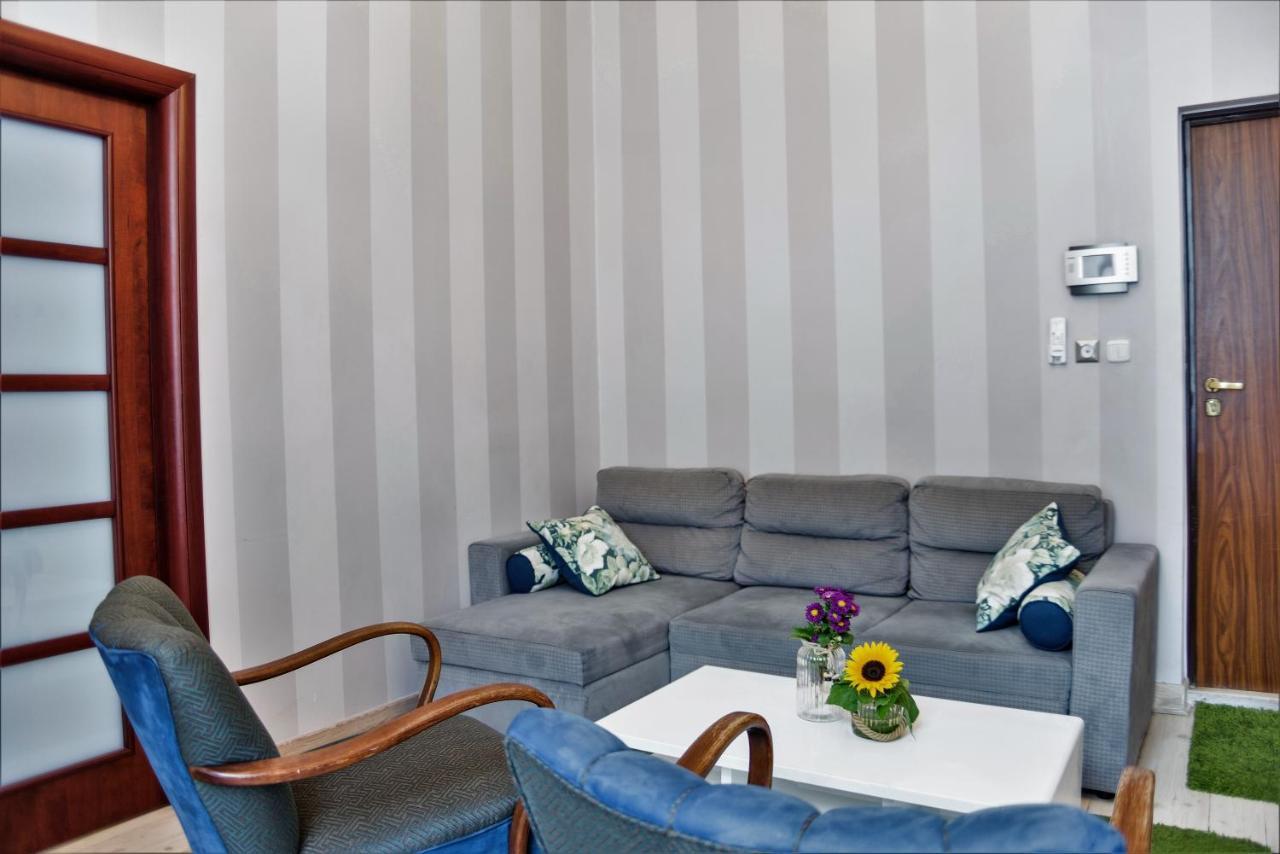 Апартаменти Apartament Chmielna Bis Варшава Екстер'єр фото
