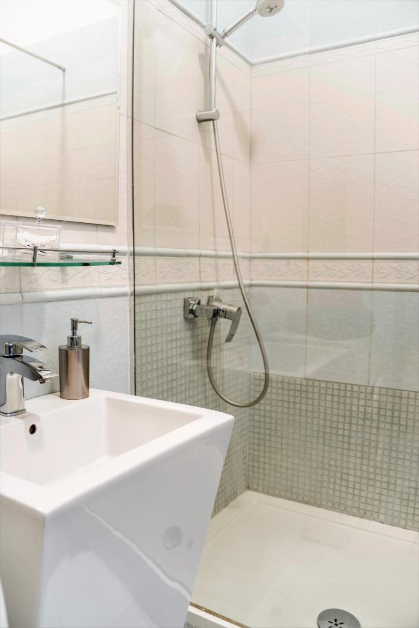 Апартаменти Apartament Chmielna Bis Варшава Екстер'єр фото